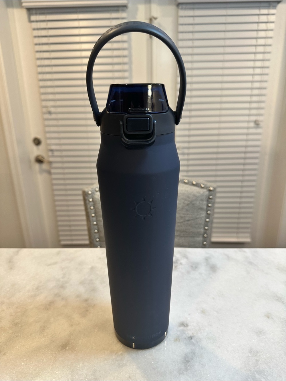 Frostbuddy Sleek Navy-Blue Chug & Flip Straw 32oz Tumbler - NWOT